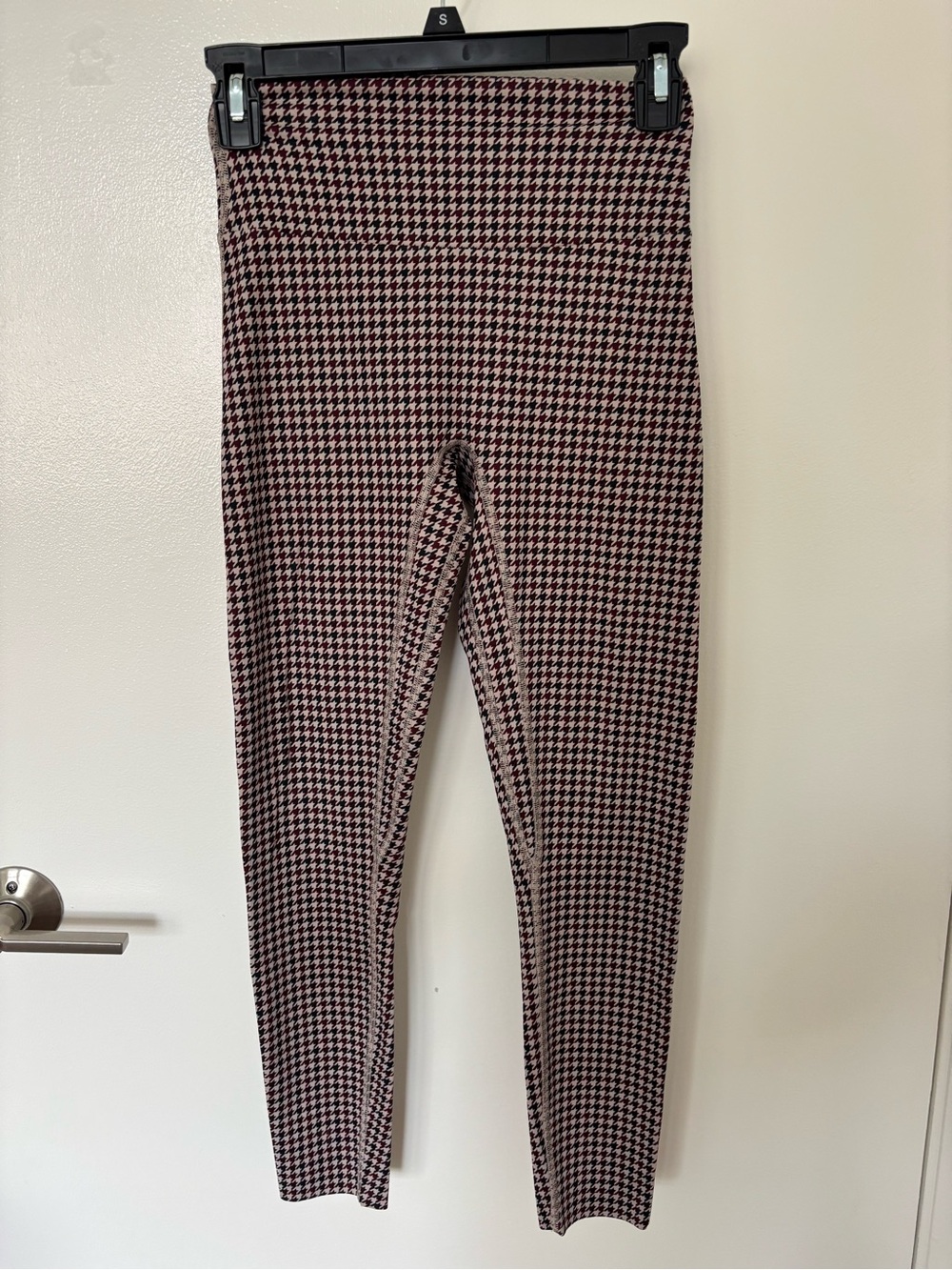Abercrombie & Fitch YPB Houndstooth leggings